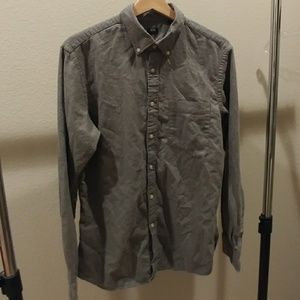 Ubiqlo button down